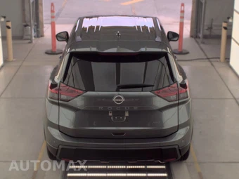 2025 Nissan Rogue SV - miniatura 5