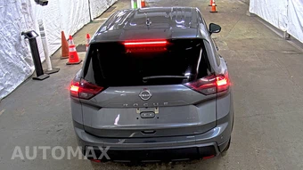 2025 Nissan Rogue SV – miniatura 5