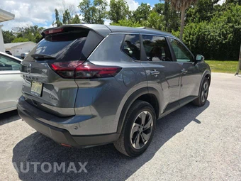2025 Nissan Rogue SV - miniatura 3