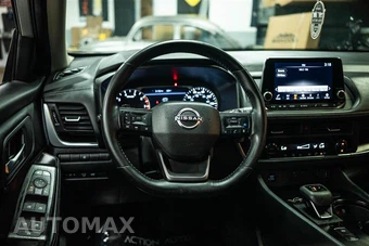 2025 Nissan Rogue SV - miniatura 17