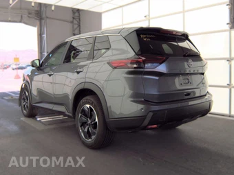 2025 Nissan Rogue SV – miniatura 6