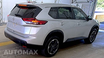 2025 Nissan Rogue SV - miniatura 4