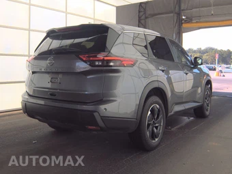 2025 Nissan Rogue SV – miniatura 4
