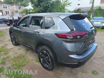 2025 Nissan Rogue SV - miniatura 2