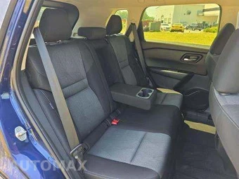 2025 Nissan Rogue SV - miniatura 16