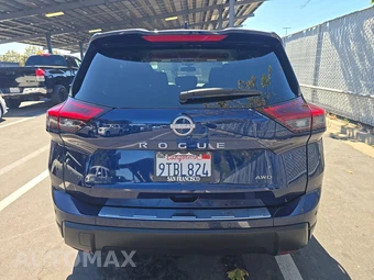 2025 Nissan Rogue SV – miniatura 5