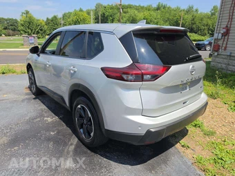 2025 Nissan Rogue SV - miniatura 2