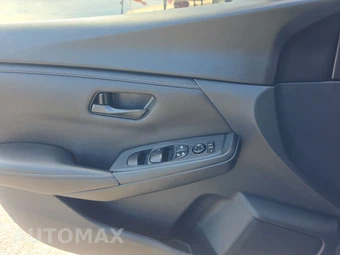 2025 Nissan Sentra S – miniatura 9