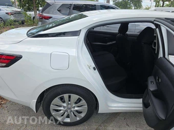 2025 Nissan Sentra S – miniatura 16