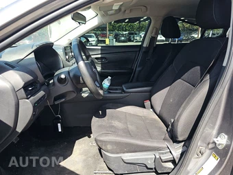 2025 Nissan Sentra S - miniatura 7