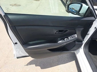 2025 Nissan Sentra S - miniatura 9