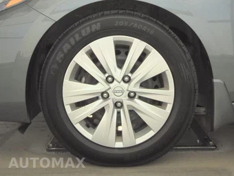 2025 Nissan Sentra S – miniatura 9