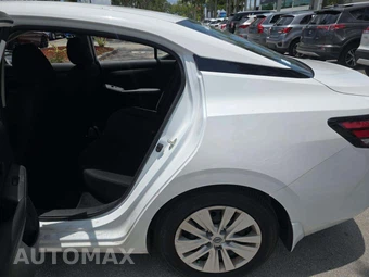 2025 Nissan Sentra S – miniatura 10