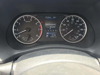 2025 Nissan Sentra S – miniatura 6