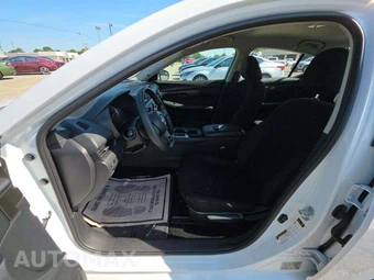 2025 Nissan Sentra S – miniatura 3