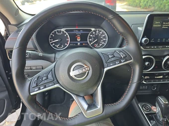 2025 Nissan Sentra SR - miniatura 10