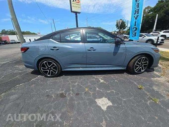 2025 Nissan Sentra SR – miniatura 4