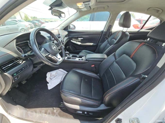 2025 Nissan Sentra SR - miniatura 6