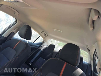 2025 Nissan Sentra SR – miniatura 8