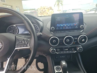 2025 Nissan Sentra SR – miniatura 11