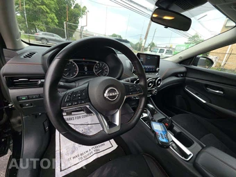 2025 Nissan Sentra SR – miniatura 10