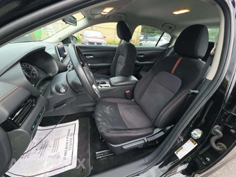 2025 Nissan Sentra SR – miniatura 6