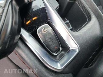2025 Nissan Sentra SR – miniatura 8