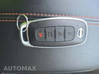 2025 Nissan Sentra SR – miniatura 8