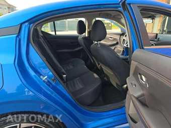 2025 Nissan Sentra SR – miniatura 16