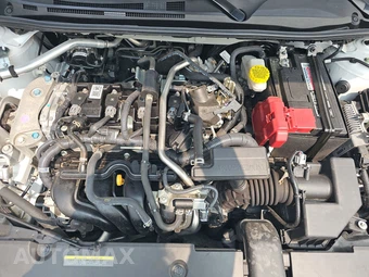 2025 Nissan Sentra SR – miniatura 15
