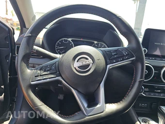 2025 Nissan Sentra SR – miniatura 10