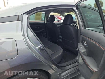 2025 Nissan Sentra SR – miniatura 16