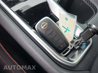 2025 Nissan Sentra SR – miniatura 8