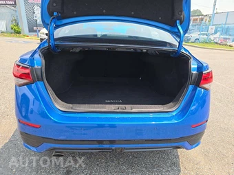 2025 Nissan Sentra SR – miniatura 14