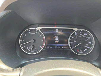2025 Nissan Sentra SR – miniatura 9