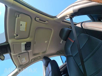 2025 Nissan Sentra SR – miniatura 11