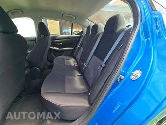 2025 Nissan Sentra SR – miniatura 10