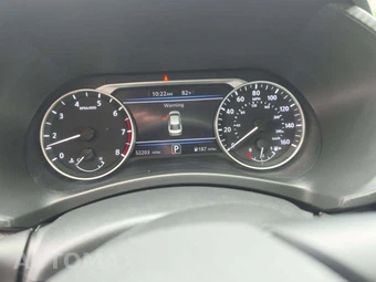 2025 Nissan Sentra SR – miniatura 6