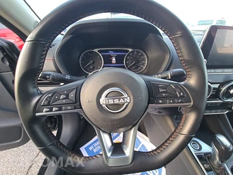 2025 Nissan Sentra SR - miniatura 10