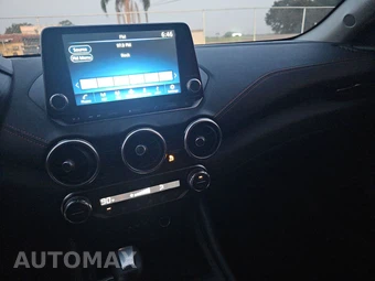 2025 Nissan Sentra SR - miniatura 11