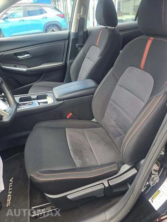 2025 Nissan Sentra SR - miniatura 6