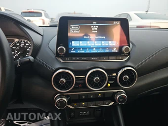 2025 Nissan Sentra SV – miniatura 11
