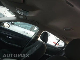 2025 Nissan Sentra SV – miniatura 17
