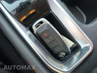 2025 Nissan Sentra SV - miniatura 8