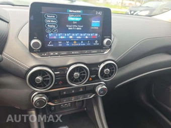 2025 Nissan Sentra SV - miniatura 10