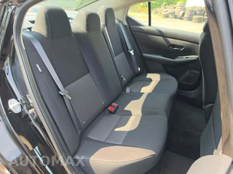 2025 Nissan Sentra SV – miniatura 16