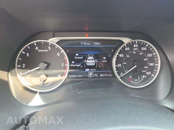 2025 Nissan Sentra SV – miniatura 9