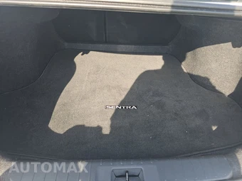 2025 Nissan Sentra SV – miniatura 17