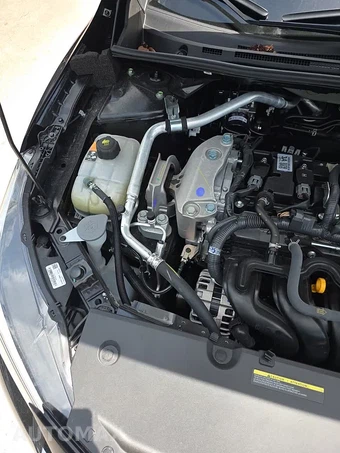 2025 Nissan Sentra SV – miniatura 19