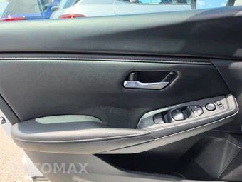 2025 Nissan Sentra SV - miniatura 15
